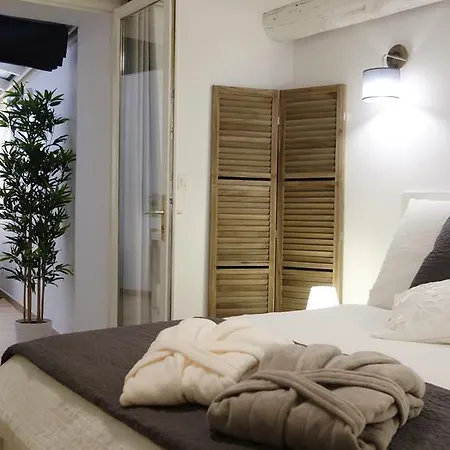 Arles' Haven - Le Loft Du Centre Apartment